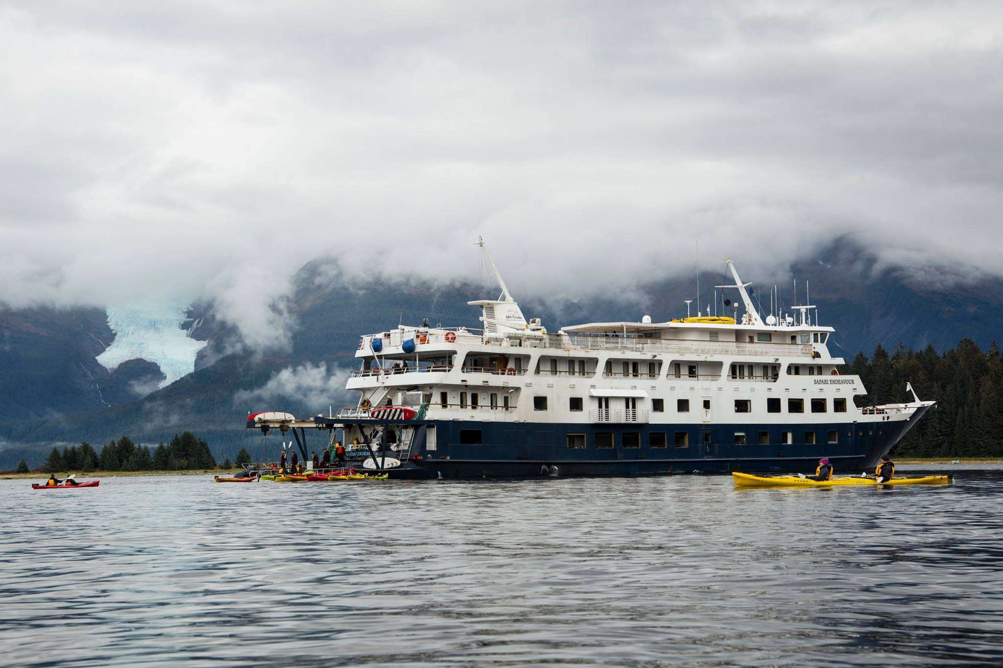 Glacier Bay Small Ship Cruise (Safari Endeavour) - Peregrine Travel Centre